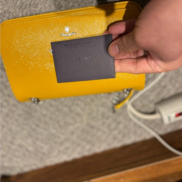 Aunthentic Prada 2 way  cross-body vitello leather perfect condition - Picture 10 of 12